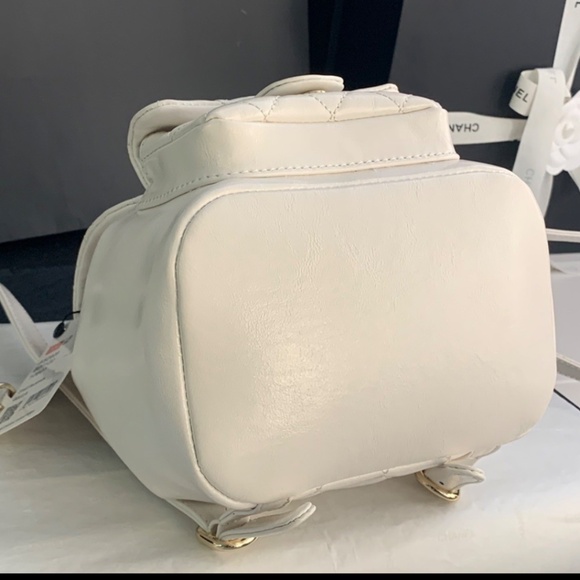 Ladies Handbag - Picture 4 of 7